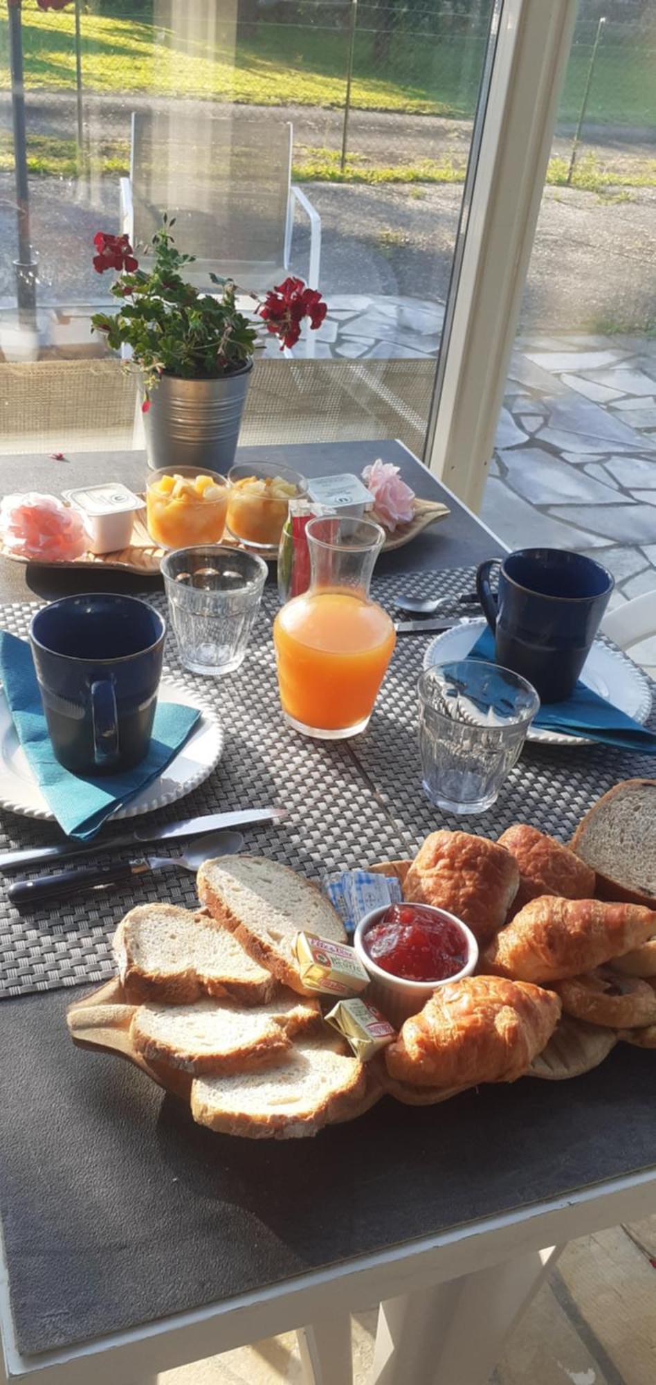 Arts & Passion Bed & Breakfast Мирамбо Екстериор снимка