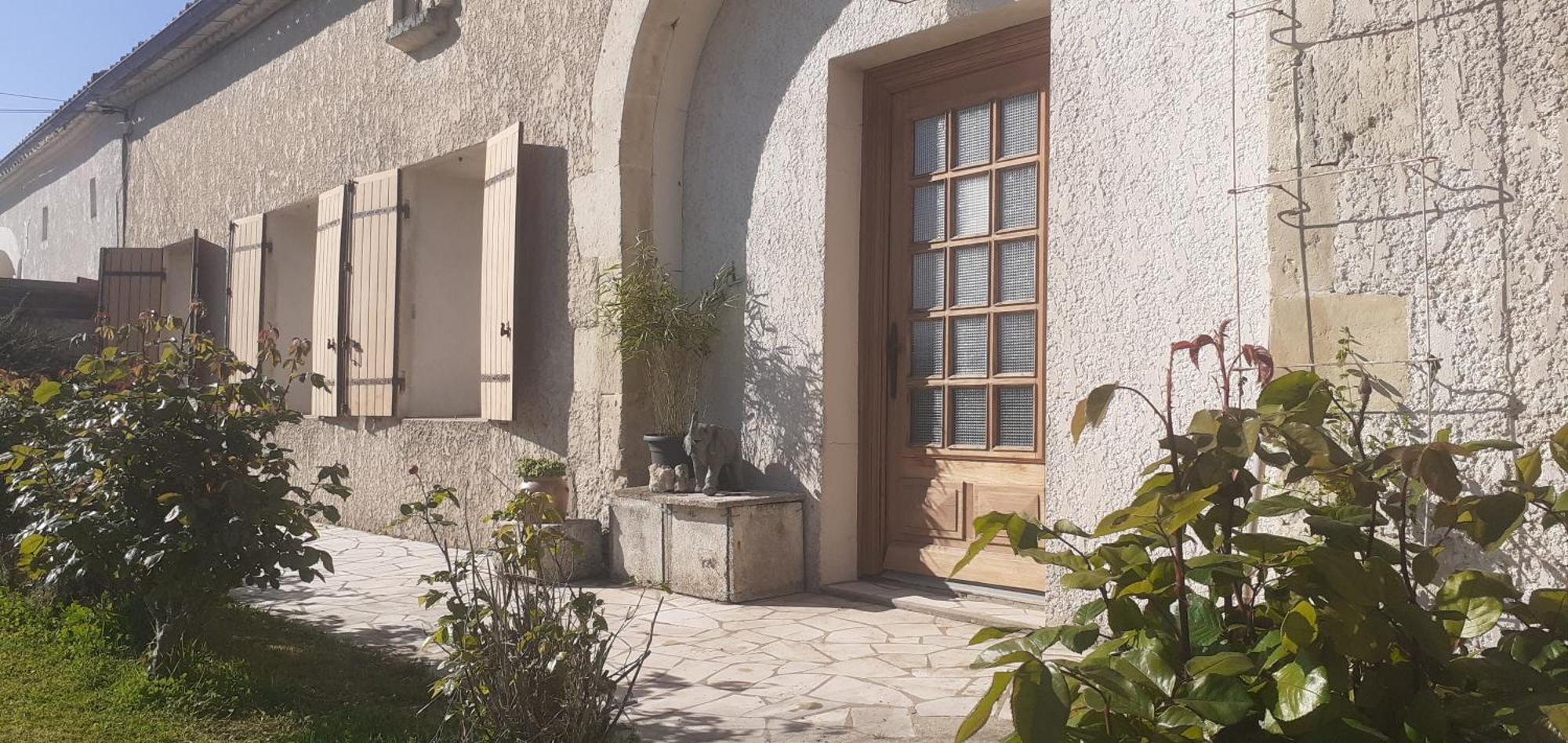 Arts & Passion Bed & Breakfast Мирамбо Екстериор снимка